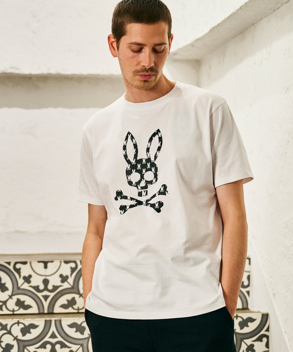 3DドットシルエットバニーTシャツ