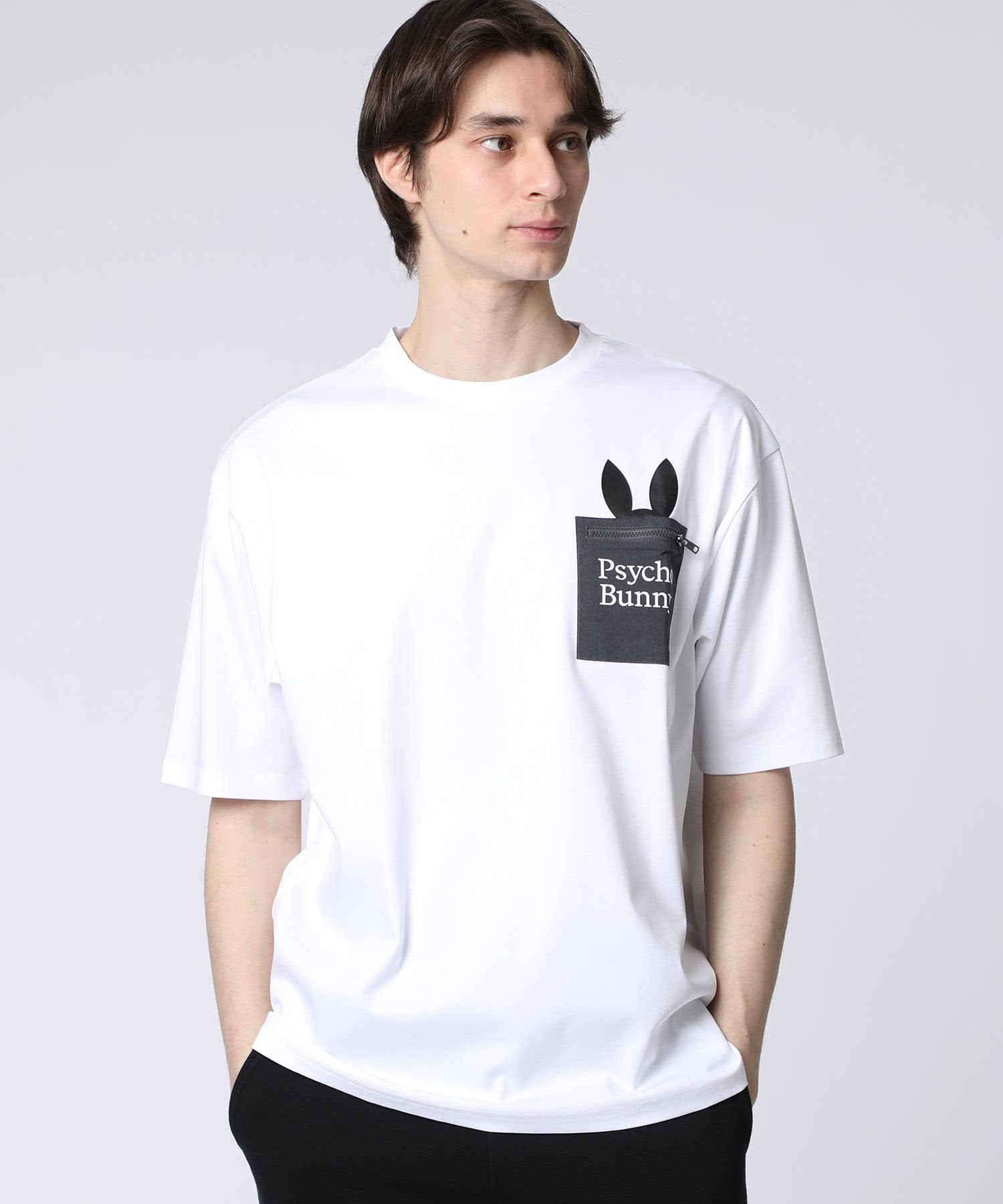 T-shirts & cut-sews