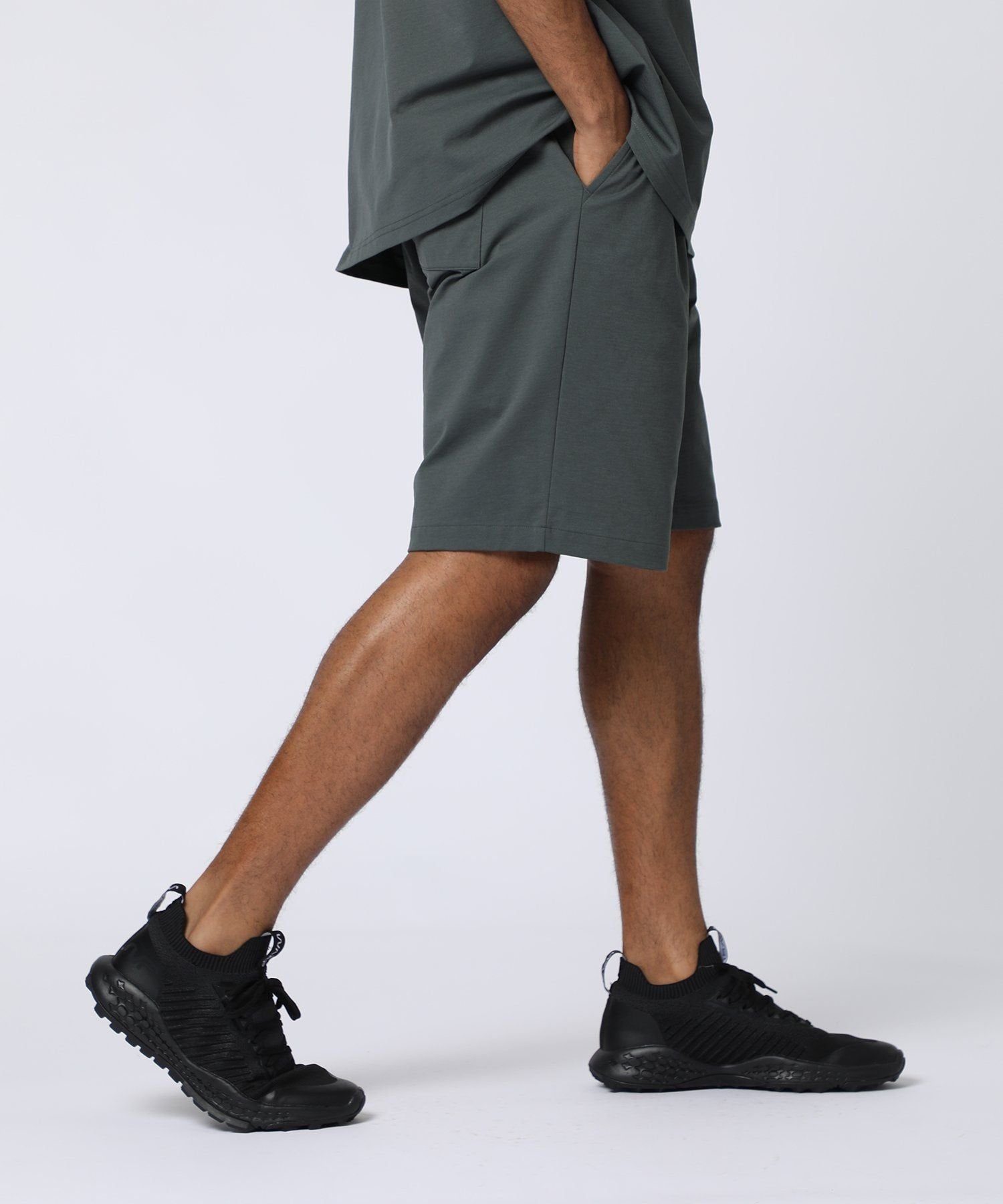 [WEB限定]RELACTIVE 　ワンポイントショートパンツ
