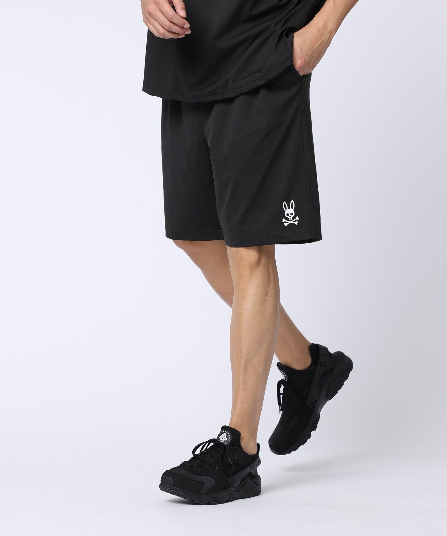 [WEB限定]RELACTIVE 　ワンポイントショートパンツ