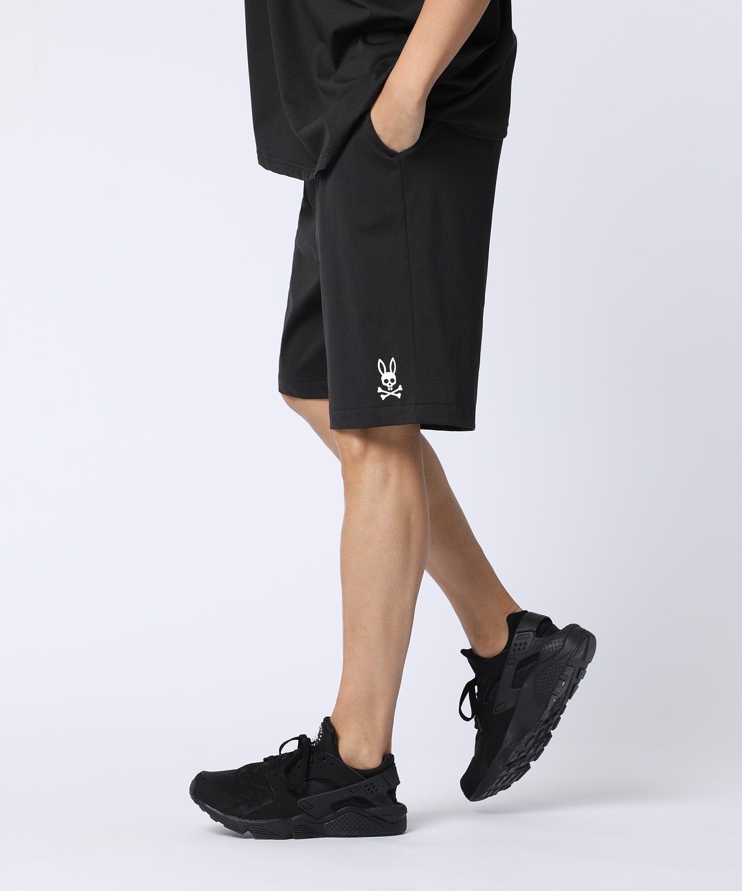 [WEB限定]RELACTIVE 　ワンポイントショートパンツ