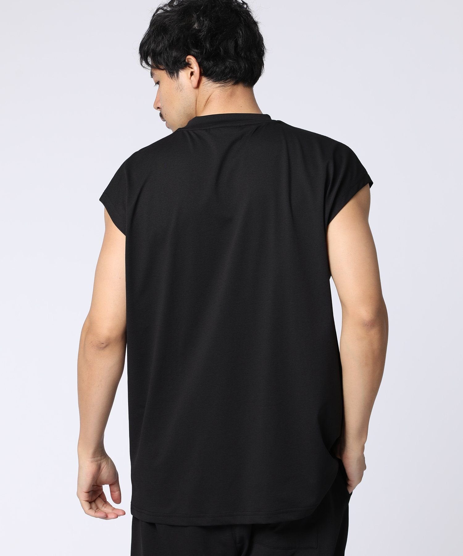 [WEB限定]RELACTIVE 　リラックスノースリーブＴシャツ