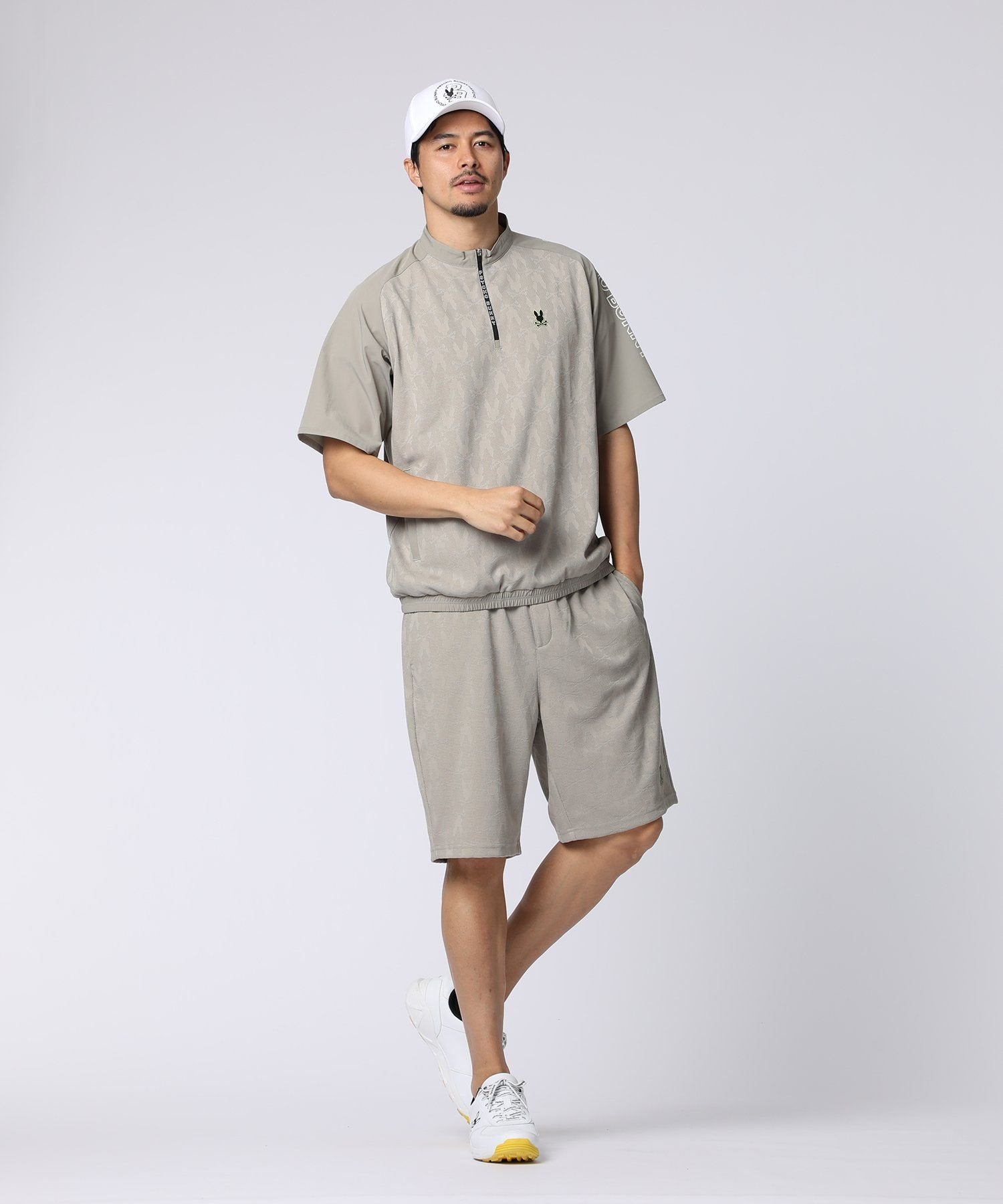 Tシャツ