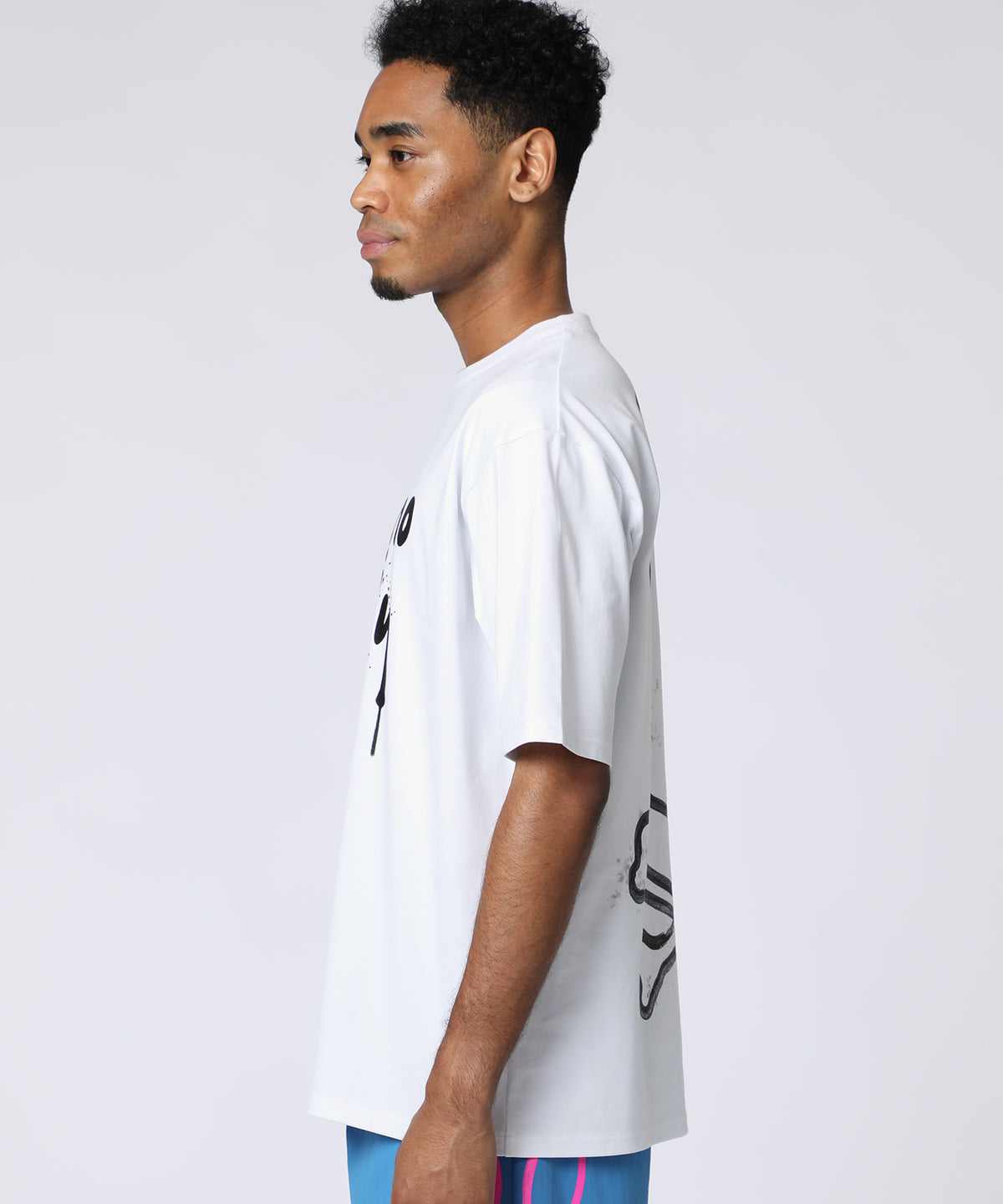 スプラッターロゴ 　リラックスフィットTシャツ