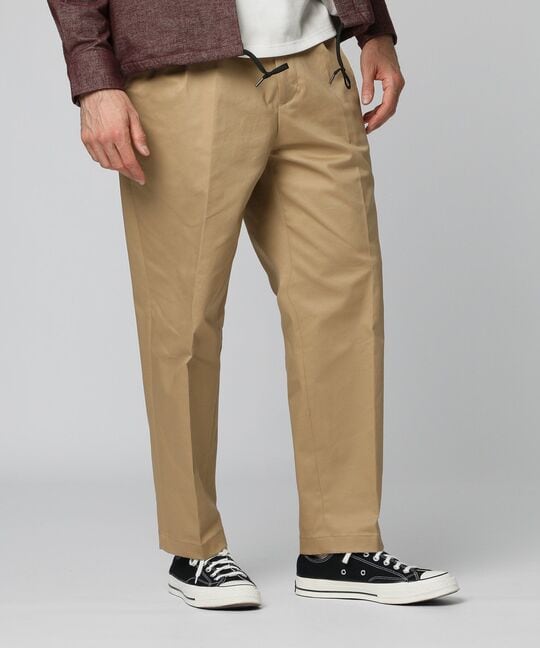 ストレッチ タックテーパード チノパンツ