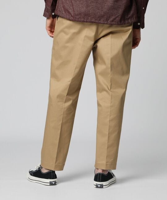 ストレッチ タックテーパード チノパンツ