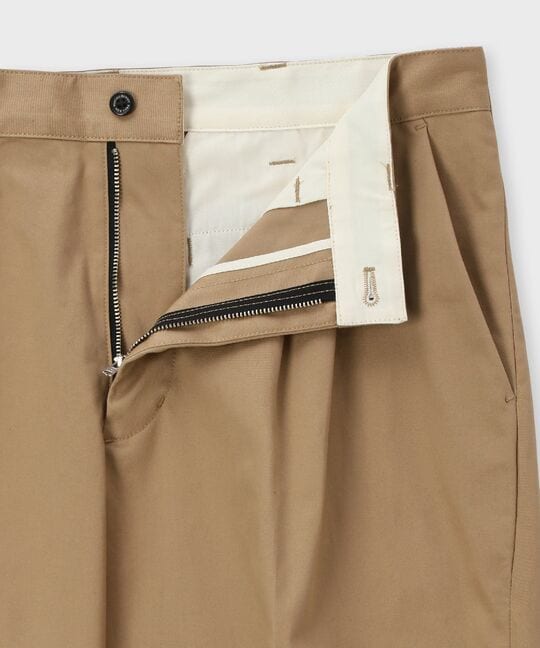 ストレッチ タックテーパード チノパンツ