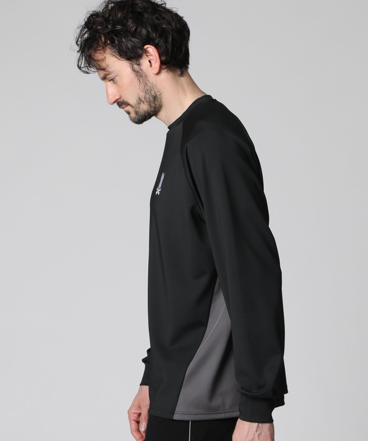 EC限定]切り替え モックネックロングスリーブTシャツ｜Psycho