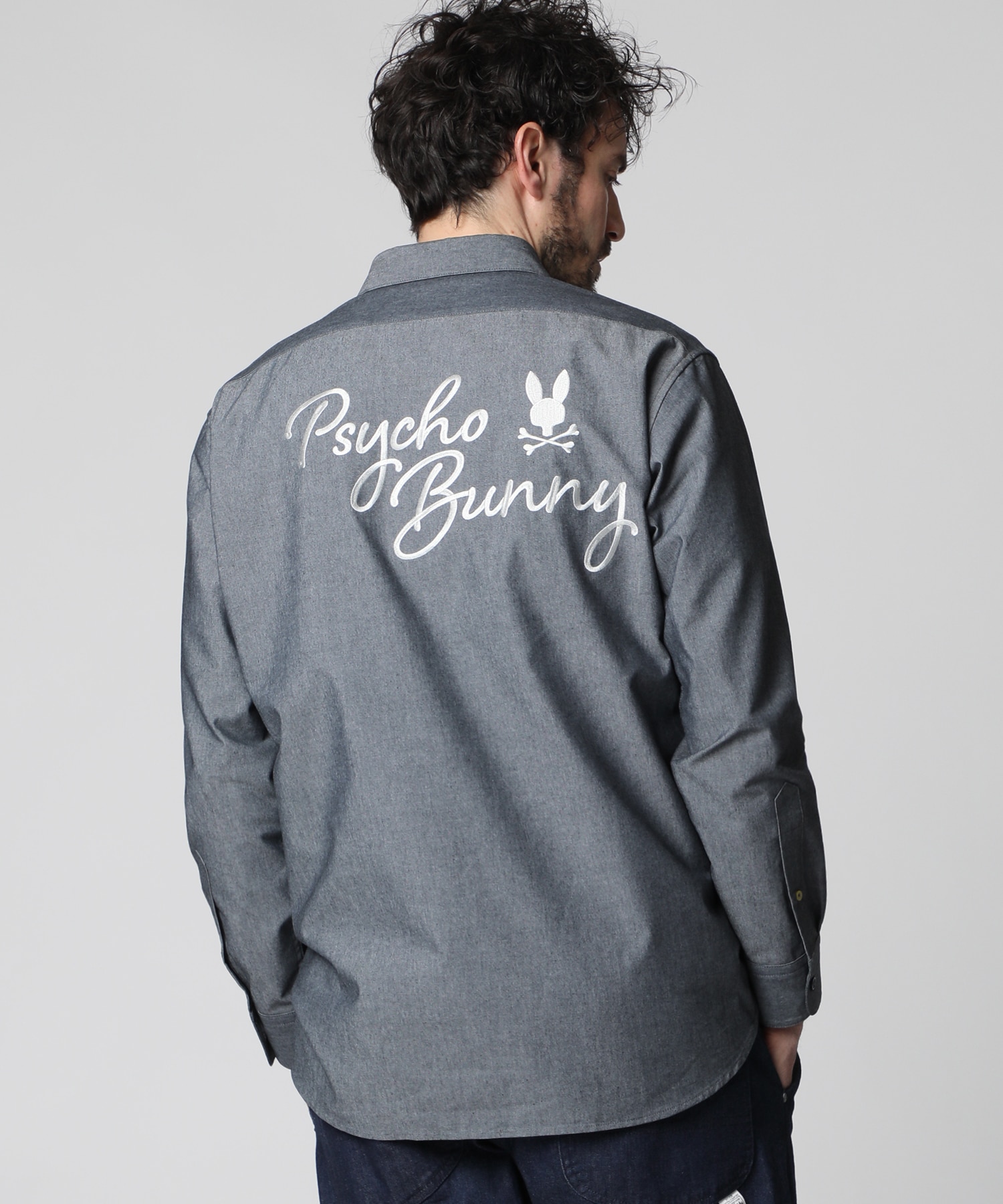 国内発/日本未入荷☆HARSH AND CRUEL☆ルーズ ボタン シャツ☆ エンブロイダリー ダンガリーワッシャー シャツ｜Psycho Bunny