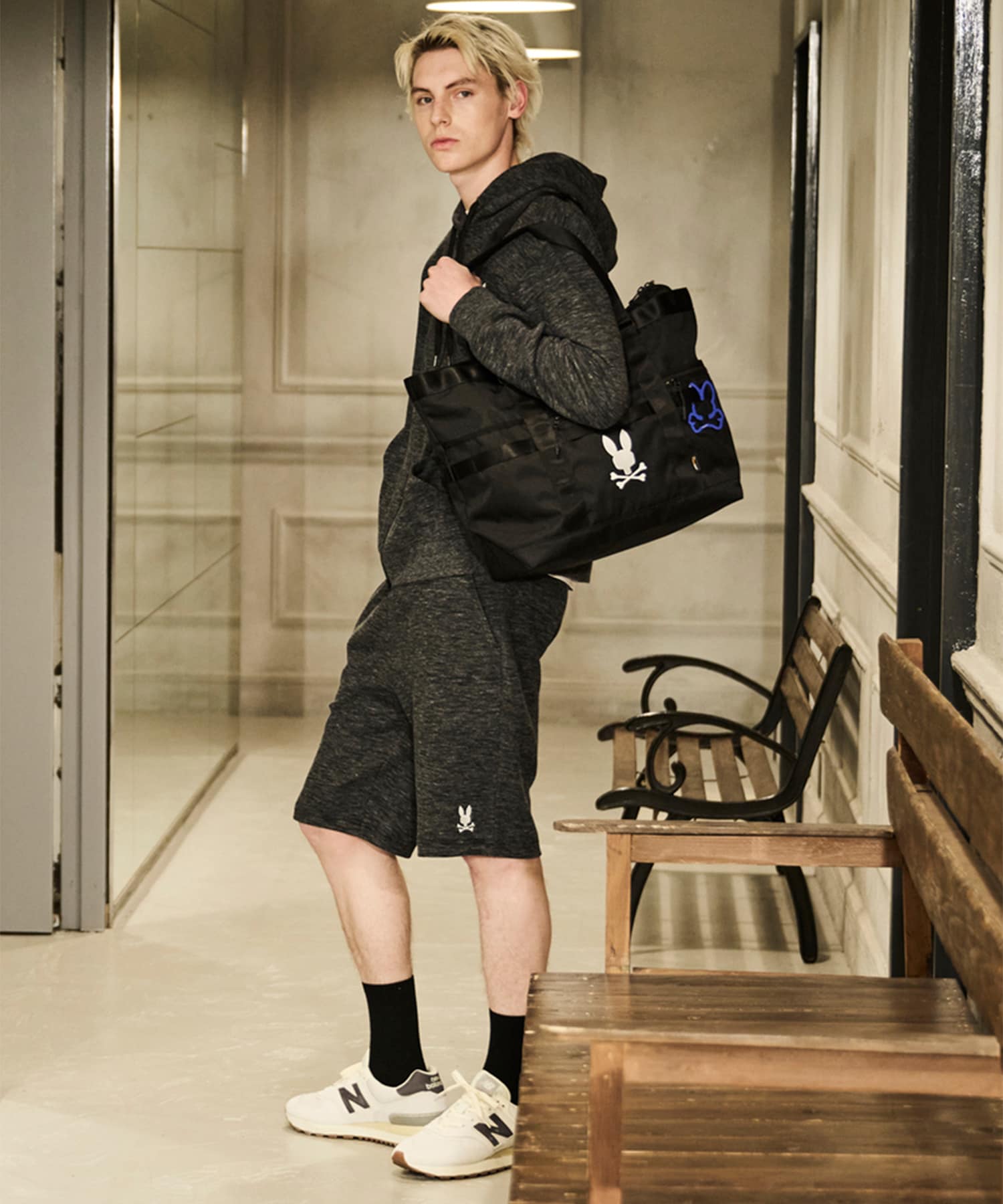 サイコバーニー MINOTECHウェザー エンボスロゴ マウンテンパーカ｜Psycho Bunny