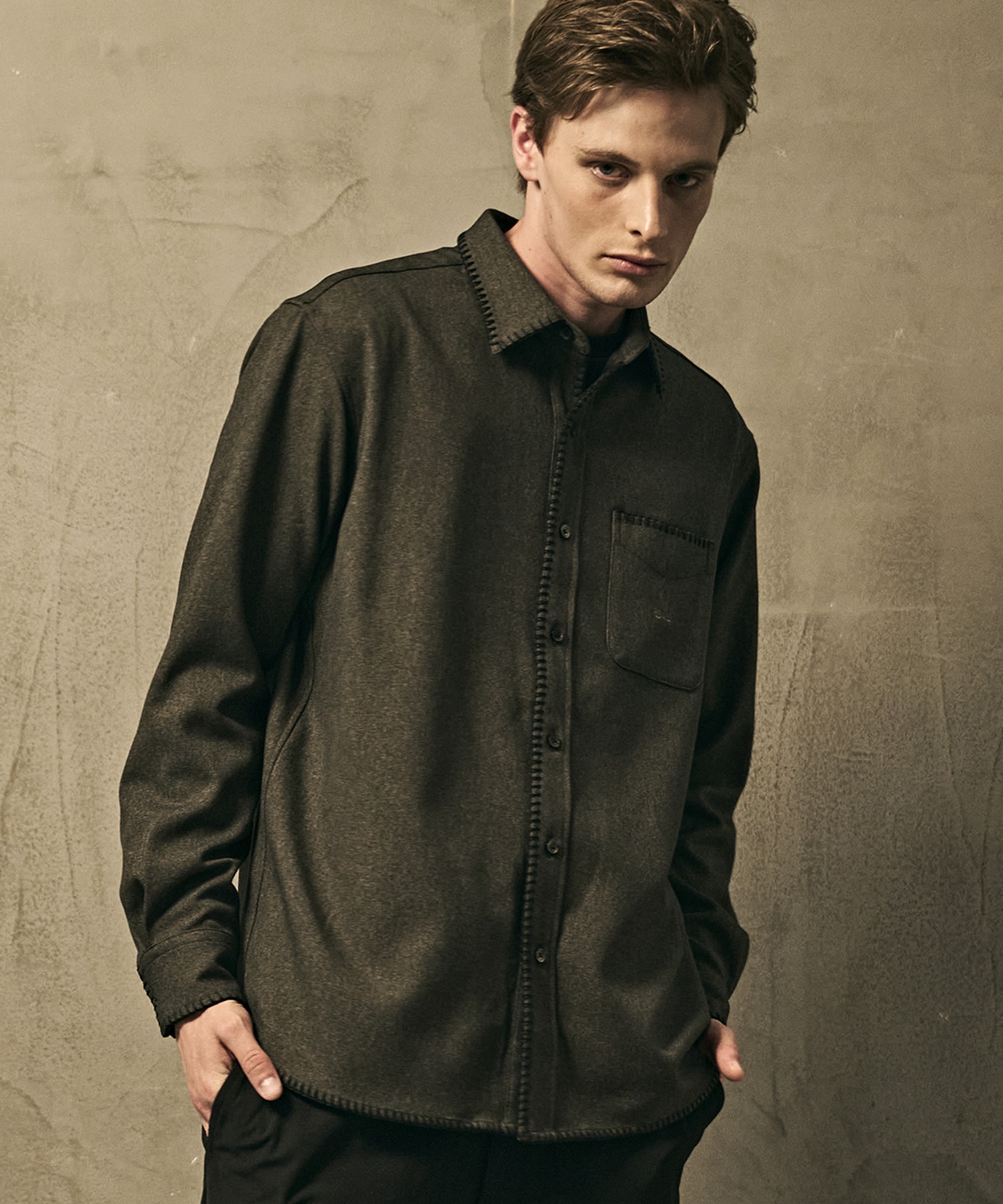 Psycho Bunny ブラックシャツ モックネック Lサイズ Psycho Bunny ブラックシャツ モックネック Lサイズ Psycho Bunny