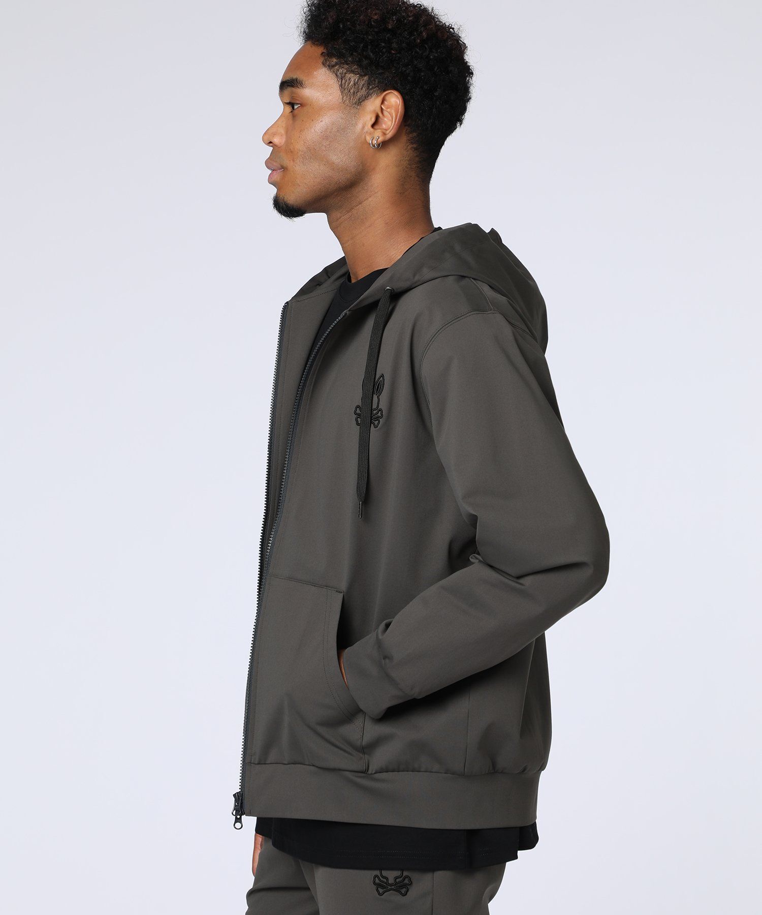 エフェクトロゴジップパーカ｜Psycho Bunny｜サイコバニー 公式