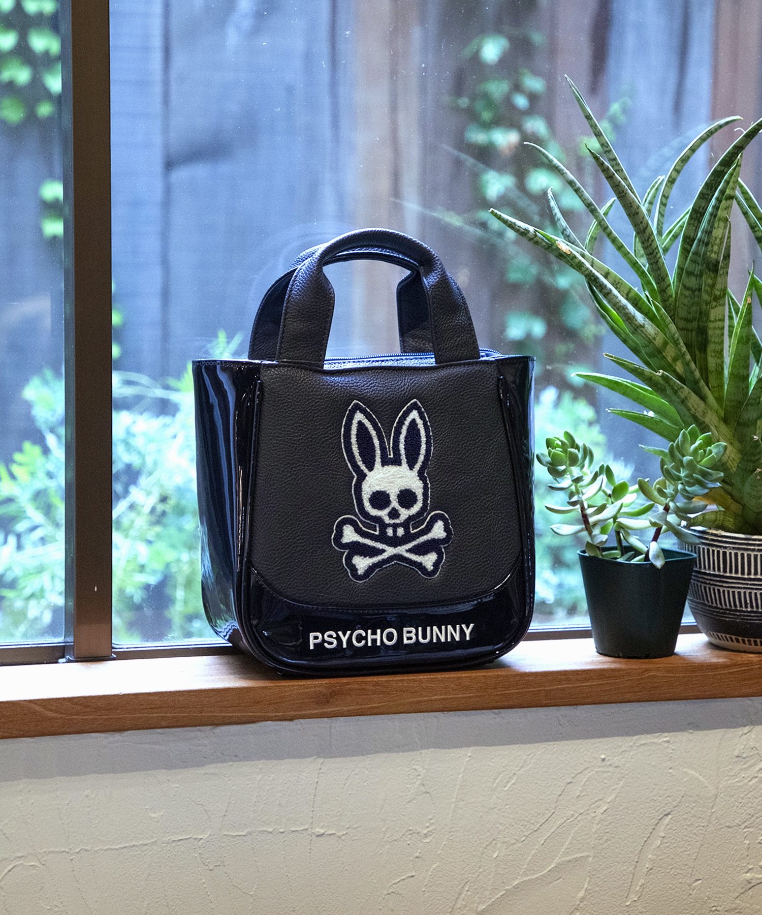 「値下げ」新品未使用　サイコバニー　ラウンドバック EXCLUSIVE EDITION ラウンドバッグ(ラウンドバッグ)|PSYCHO