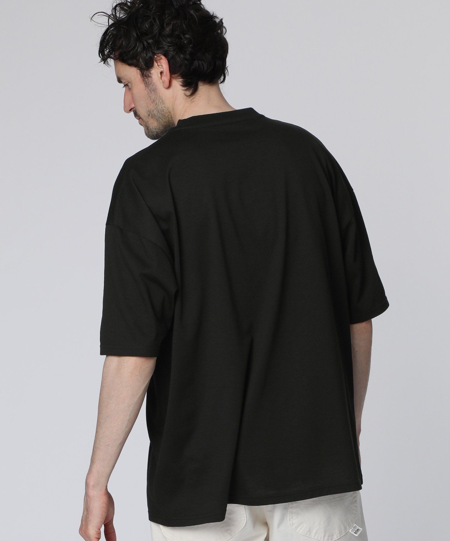 WEB限定]ハンドライトロゴ ワイドリラックス Tシャツ｜Psycho Bunny