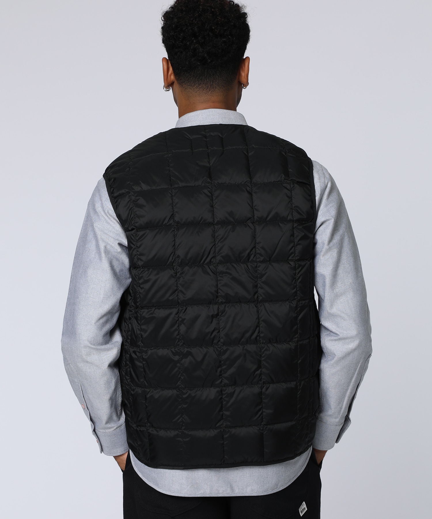 WEB限定]TAION × Psycho Bunny コラボダウンベスト｜Psycho Bunny