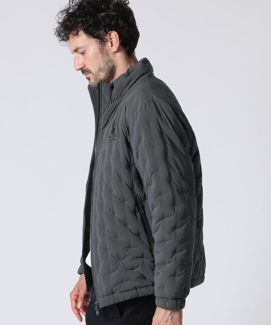 シームレス ダウンジャケット