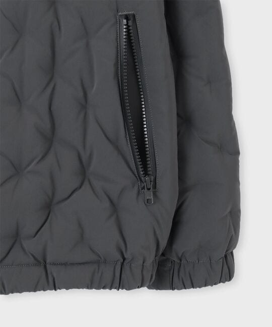 シームレス ダウンジャケット