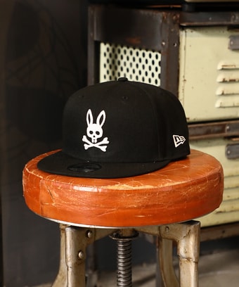 [WEB限定]NEW ERA® × Psycho Bunny 9FIFTY キャップ