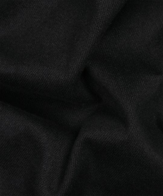 スキニーフィット ブラックジーンズ