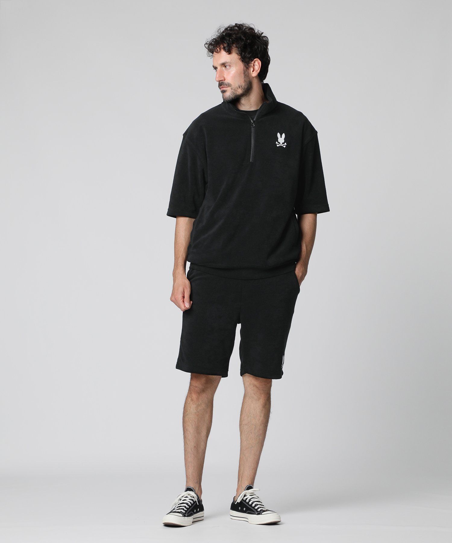 新品、タグ付き Psycho Bunny ブラックシャツ GF451E サイズL 新品、タグ付き Psycho Bunny ブラックシャツ GF451E サイズL ゴルフ