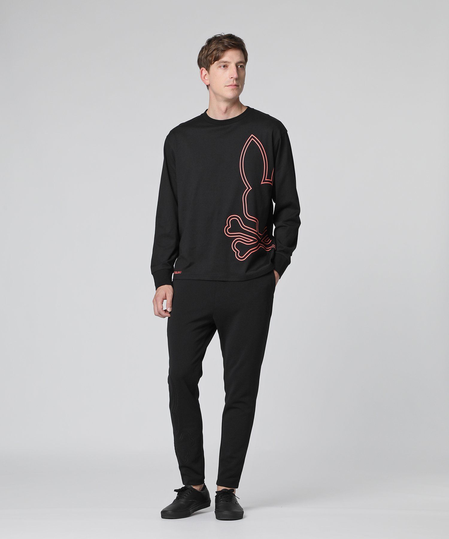 4 M ジャックバニー ライトダンボールニット サイドロゴ ロングパンツ Psycho Bunny（サイコバニー） スラックス ビッグシルエットロゴ