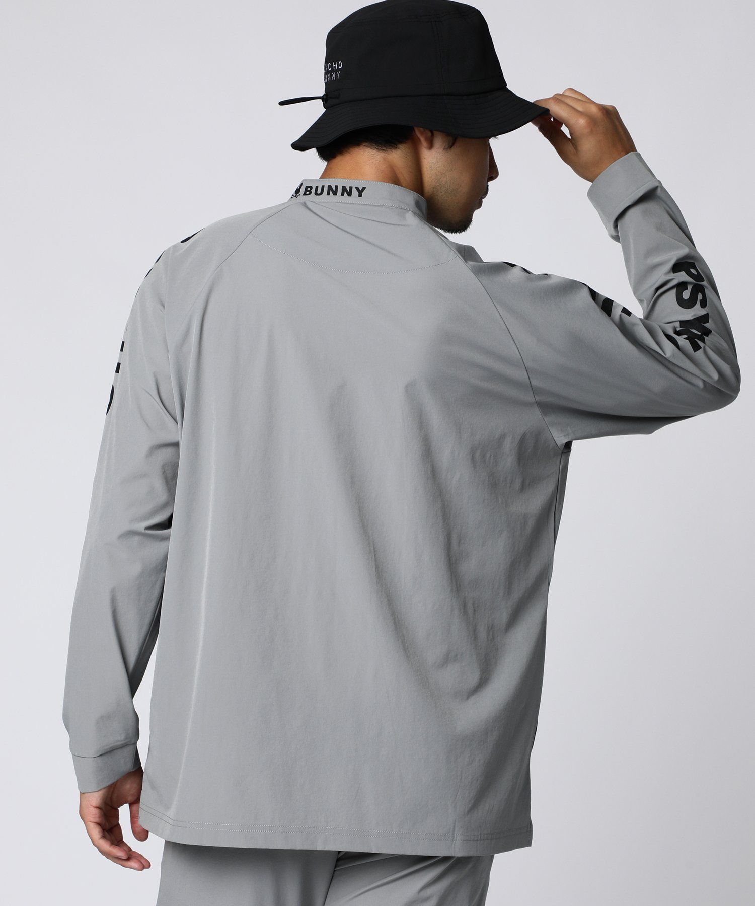 WEB限定]リラックスフィット モックネックロングスリーブTシャツ