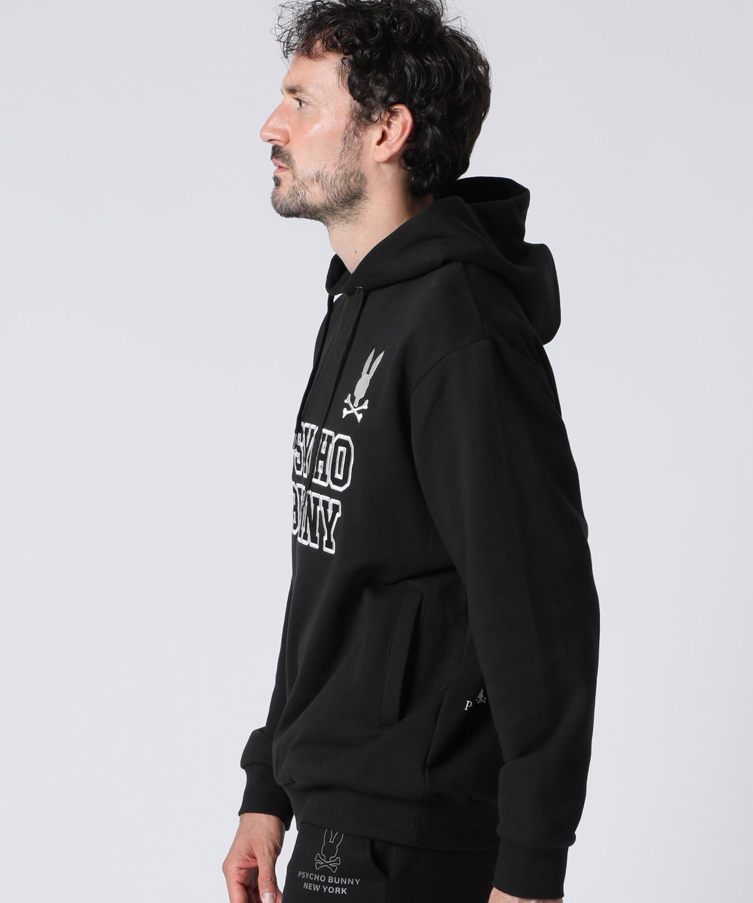 カレッジロゴ パーカ｜Psycho Bunny｜サイコバニー 公式ブランドサイト