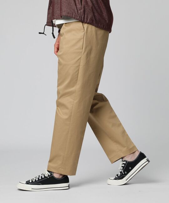 ストレッチ タックテーパード チノパンツ