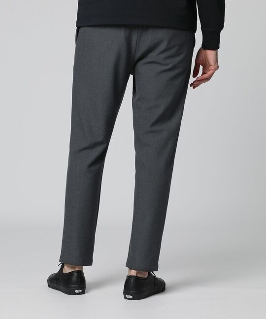 コミカルウォーム ワンタック テーパードパンツ