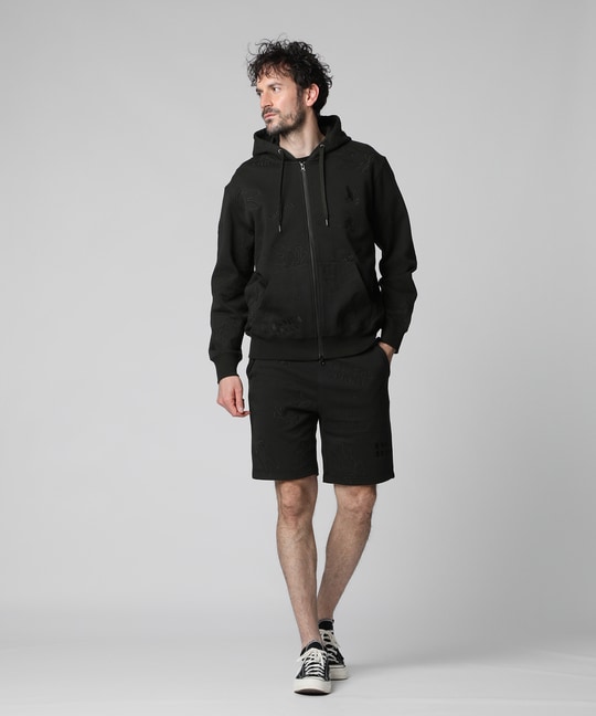 エンブロイダリーロゴパターン ジップパーカ