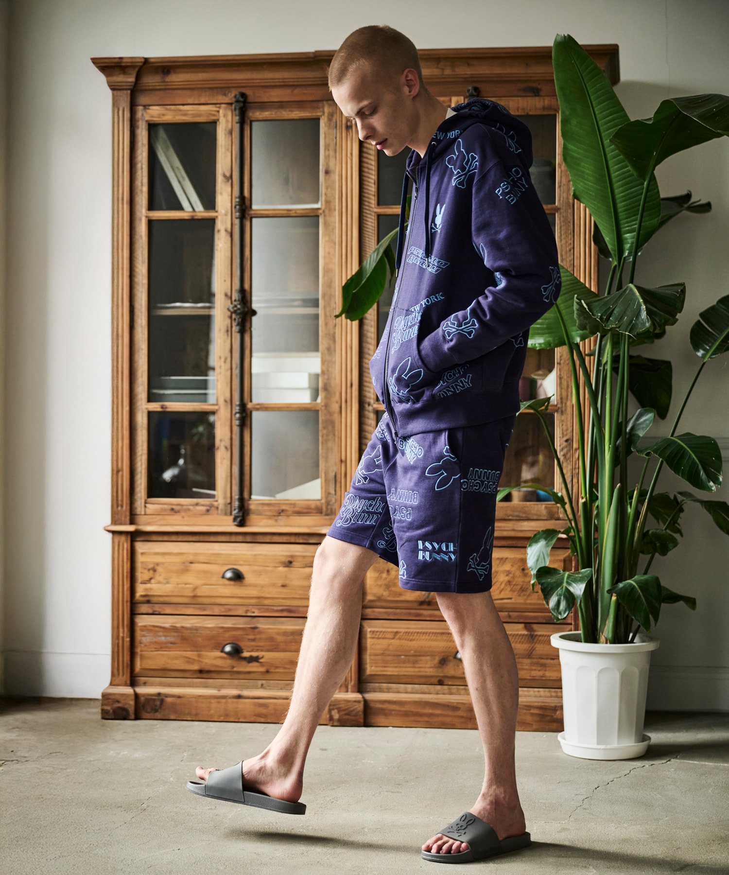 エンブロイダリーロゴパターン ジップパーカ｜Psycho Bunny｜サイコ