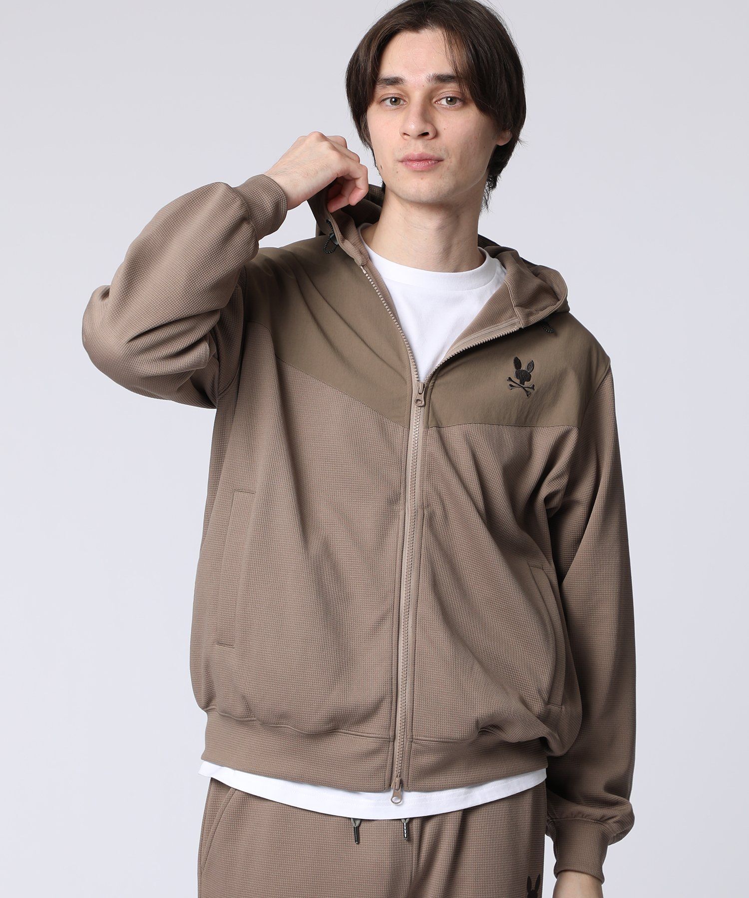 サイコバニー・異素材切替 ワッフルストレッチ パーカ＆パンツ セットアップ 異素材切替 ワッフルストレッチパーカ｜Psycho Bunny｜サイコバニー