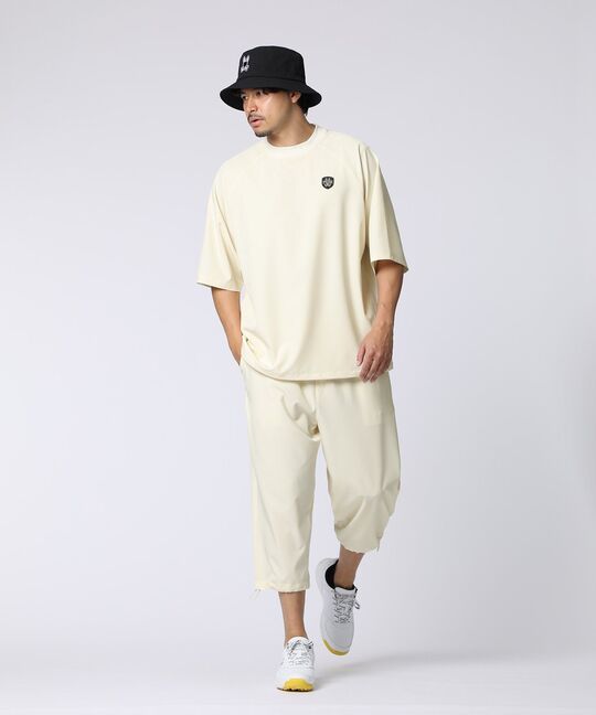 [WEB限定]3Dラバーエンブレム リラックスフィット7分丈モックネックTシャツ