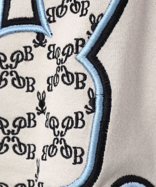 3D刺繍グラフィックTシャツ