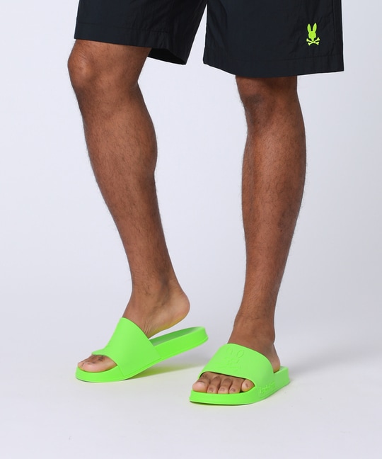 エンボスネオンカラーロゴ  シャワーサンダル