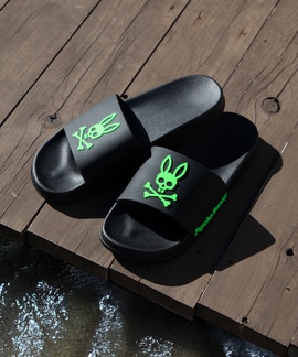 [WEB限定]エンボスカラーロゴ  シャワーサンダル