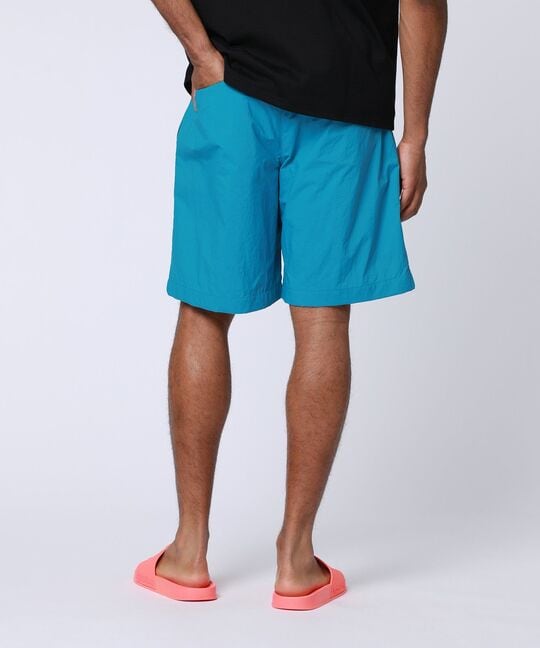 ライトシェルタフタ アクティブショートパンツ