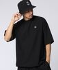 [WEB限定]3Dラバーエンブレム リラックスフィット7分丈モックネックTシャツ