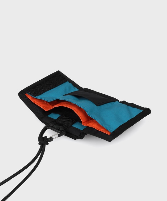 ナイロン ネックウォレット