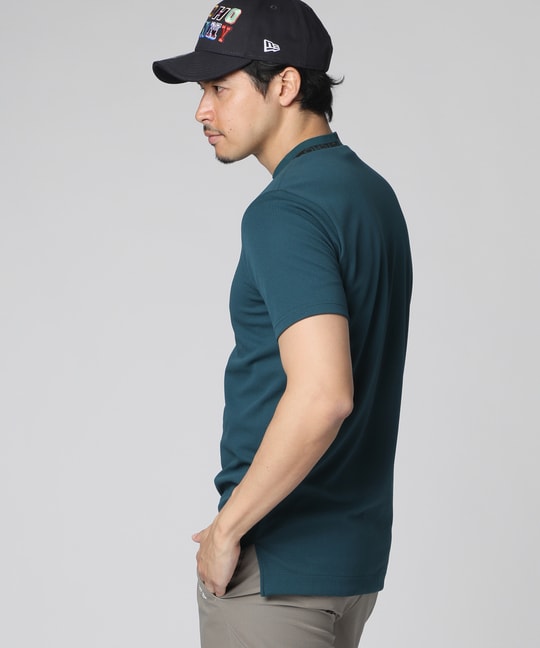 [WEB限定]ブロック切替ロゴ ジャガードフライス モックネックTシャツ