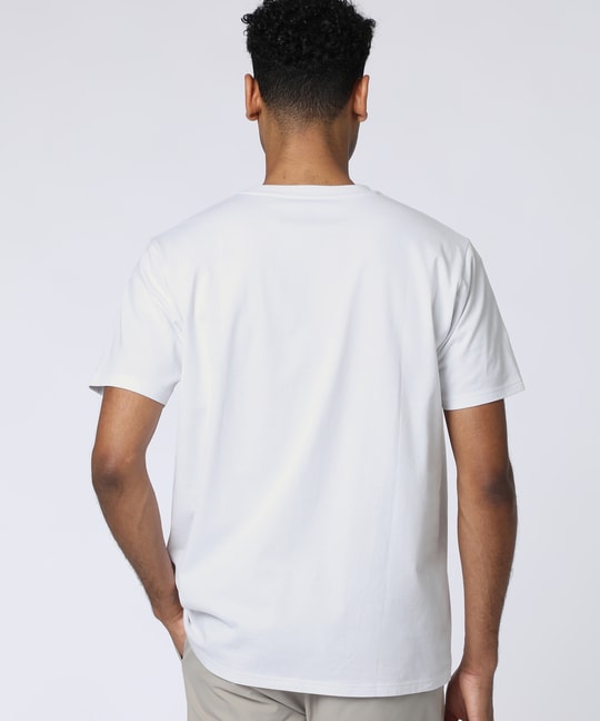 サングラスバニーロゴTシャツ